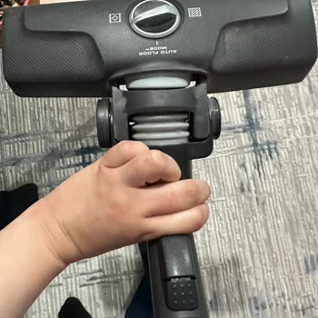 Electrolux Süpürge Başlıkları Kısa Sürede Kırıldı