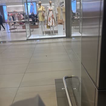 Mağaza Müdürünün Saygısız Davranışı Ve Değişim Sorunu