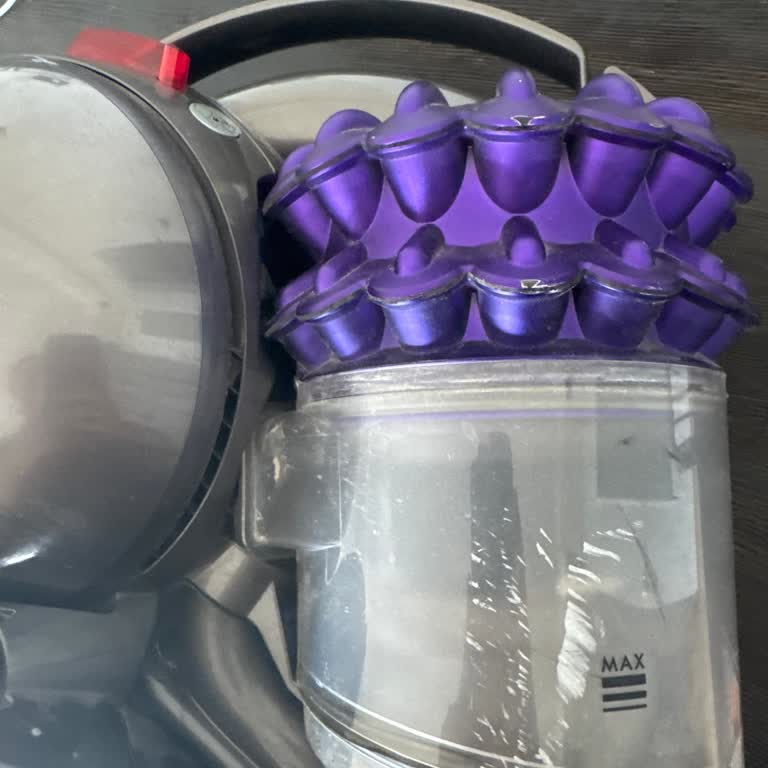 Dyson Süpürge Motoru Yandı, Yetkili Servisten Ve Müşteri Hizmetlerinden Destek Alamadım