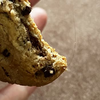 Royal Merba Cookies Ürünün İçinden Yabancı Madde Çıktı