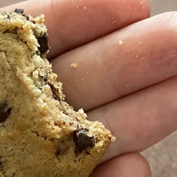 Royal Merba Cookies Ürünün İçinden Yabancı Madde Çıktı