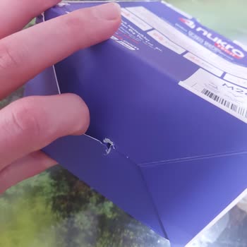 Nukrotech'den Aldığım Ürün Kutusu Açılmış Ve Geri Bantlanmış Şekilde Bana Gönderildi