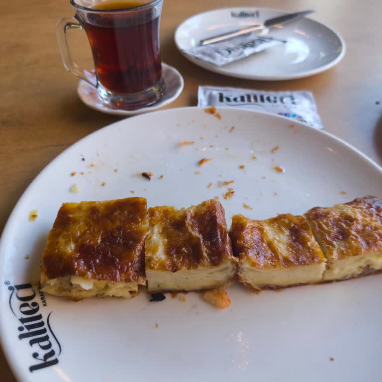 Kıymalı Börek Siparişim Peynirli Çıktı, Çözüm Sunulmadı Hayal Kırıklığı Yaşadım
