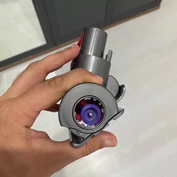 My Dyson V10 Absolute Mini Motorhead Broke—They Won’t Replace the Small Broken Part
