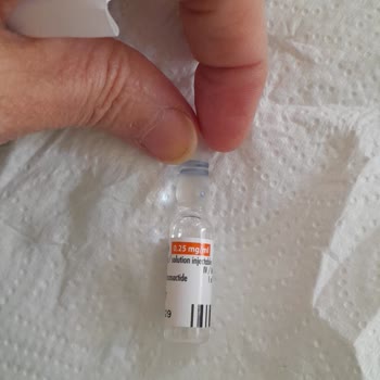 Eczanede İlacın Fahiş Fiyata Satılması Ve Fatura Verilmemesi