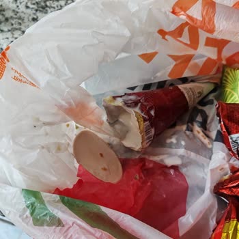 Migros Sanal Marketten Gelen Dondurmalar Erimiş Ve Açılmış Şekilde Teslim Edildi