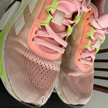 Adidas Ayakkabıda Kısa Sürede Yaşanan Deformasyon Ve İade Sorunu