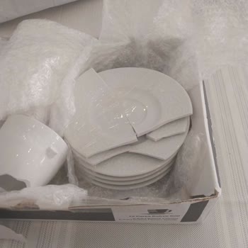 Kargom Kırık Ulaştı, Şubelerden Ve Hizmetten Memnun Değilim