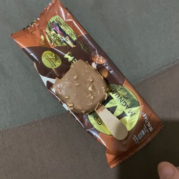 Aldığım Magnum Dondurma Paketi Yarım Çıktı, Destek Alamadım