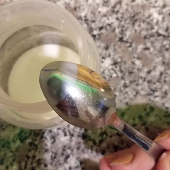 Bebek Mamasında Güvenlik Endişesi: Üründe Yabancı Cisim Çıktı