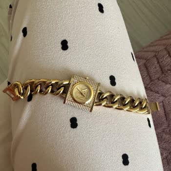 Michael Kors Saatimin Kordonunda Kararma Ve Mağaza İlgisizliği Mağduriyet Yaşattı