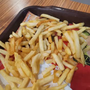 Yanık Ve Minik Patatesler, Değişime Rağmen Sorun Çözülmedi