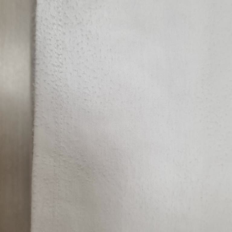 Aldığım Beyaz Tişörtte İlk Giyimde Tüylenme Sorunu Yaşadım