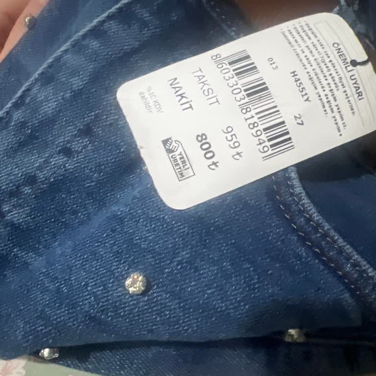 Değişim İşleminde Nakit Zorunluluğu Ve İlgisiz Mağaza Personeli