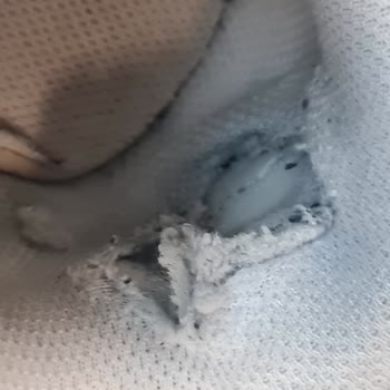 40 Günde Yırtılan Çocuk Ayakkabısına Kullanıcı Hatası Denmesi Mağduriyetim