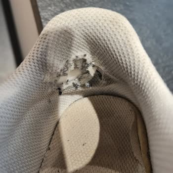 40 Günde Yırtılan Çocuk Ayakkabısına Kullanıcı Hatası Denmesi Mağduriyetim