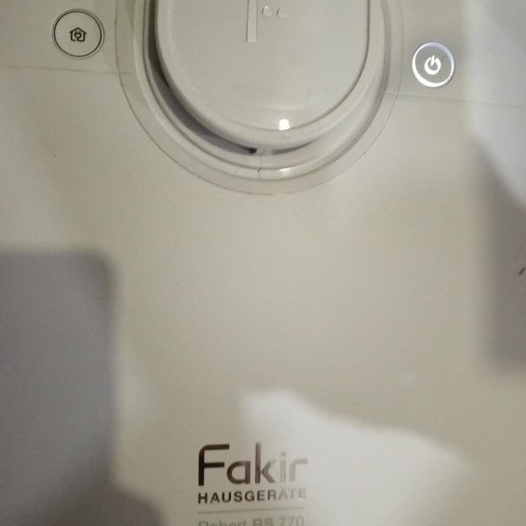 Fakir Robot Süpürge Tamirden Çıkamıyor, Sorunlar Bitmiyor!