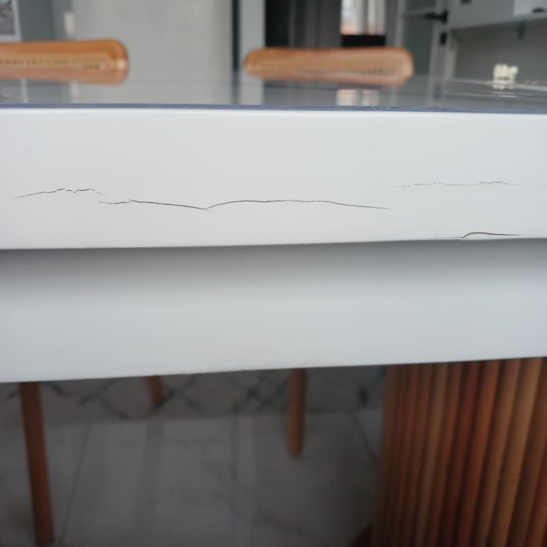 Aldığım Özel Yapım Masa Ve Sandalyelerde Sürekli Sorun Yaşıyorum, Servis Yetersiz