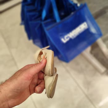 Ayakkabı 2 Kere Giyildi, Önü Aşındı: Değişim Talebim Reddedildi