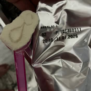 Bebek Mamasında Şok Edici Yabancı Madde