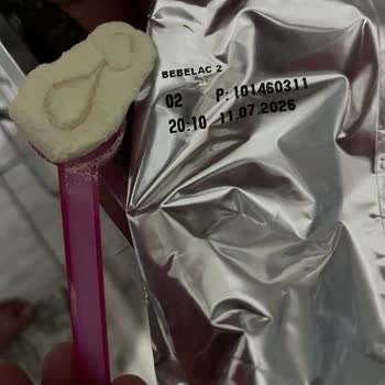 Bebek Mamasında Şok Edici Yabancı Madde