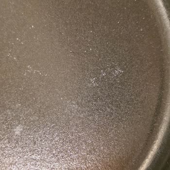 Staub Döküm Tencerede Boya Atması Ve Kalite Sorunu