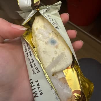 Kampanyalı Magnum Mini Ürününde Küf Ve Kötü Koku Şikayeti