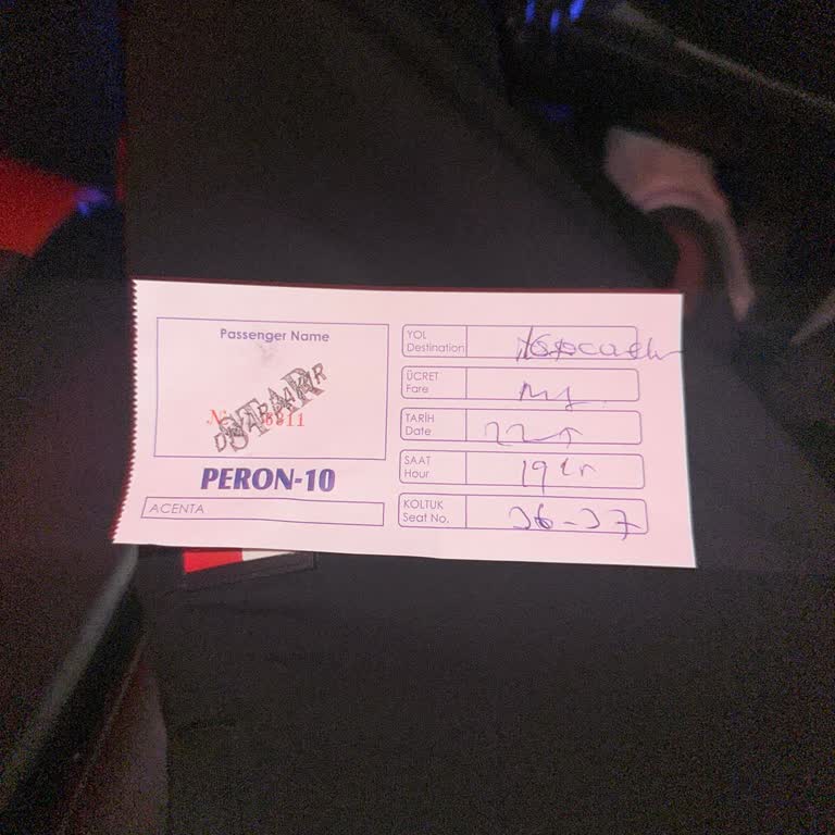 Otobüs Yolculuğunda Muavinin Saygısız Davranışları Yolcuları Rahatsız Etti