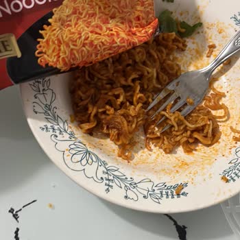 Noodle Ürününde Böcek Çıkması Nedeniyle Yaşadığım Olumsuz Deneyim
