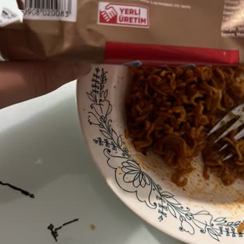 Noodle Ürününde Böcek Çıkması Nedeniyle Yaşadığım Olumsuz Deneyim