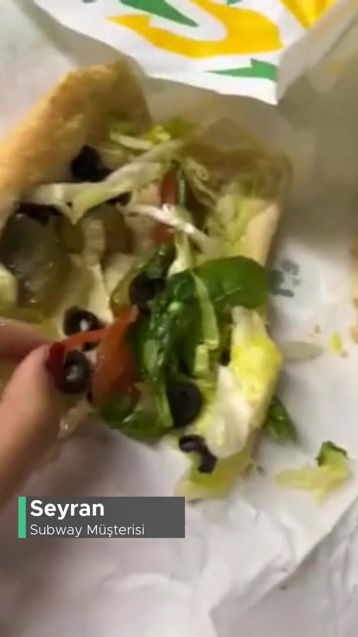 Subway Beşyol Çürümüş Ürün Bayat Ekmek Gönderdi! videonun kapak resmi