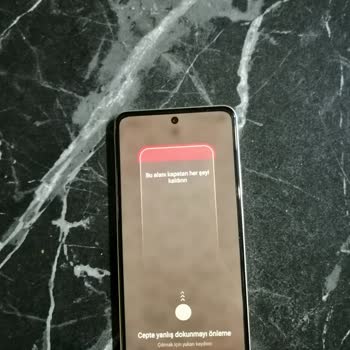 Realme C65 Telefonlarda Kronik Ekran Ve Kasa Ayrılması Sorunu