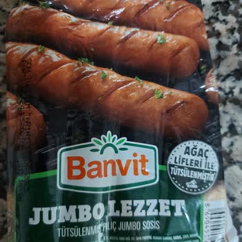 Tütsülenmiş Jumbo Piliç Sosisin İçinden Kemik Çıkması Şaşkınlığı