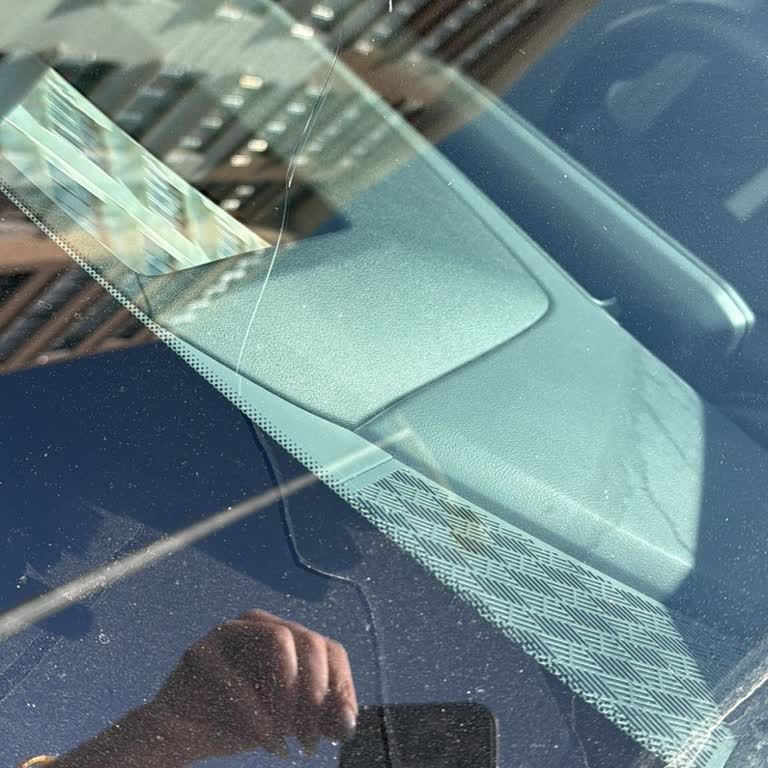 Kia EV9 Ön Cam Değişiminde Parça Ve İletişim Sorunu