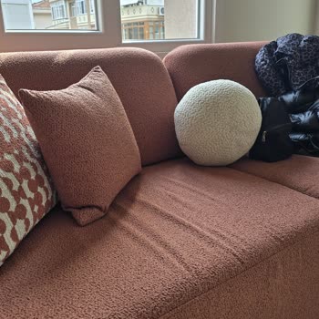 Konfor Mobilya'dan Aldığımız Salon Takımında Eksik Ve Kusurlu Ürünler, İlgisiz Mağaza Yetkilileri