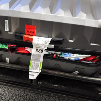 SunExpress Damaged My Luggage and Lost ₺5,000 Worth of Items After Munich Flight