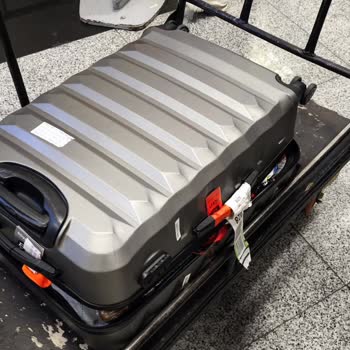 SunExpress Damaged My Luggage and Lost ₺5,000 Worth of Items After Munich Flight