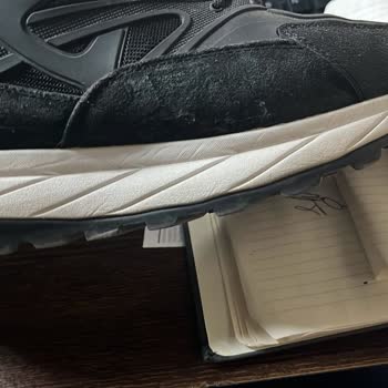 Discovery Ayakkabılarda Renk Solması Ve Garanti Sorunu