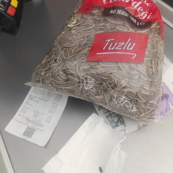 A101'den Aldığım Çekirdekte Böcek Çıktı, İade Ettim