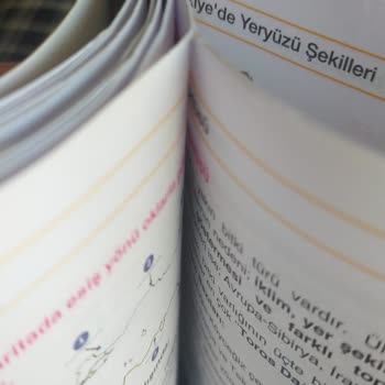 Kitapların Sayfaları Yapışık Geldi, İade Ve Değişim Reddedildi