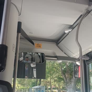 Otobüs Şoförünün Yolcuya Yetersiz Ve Kaba Bilgi Vermesi