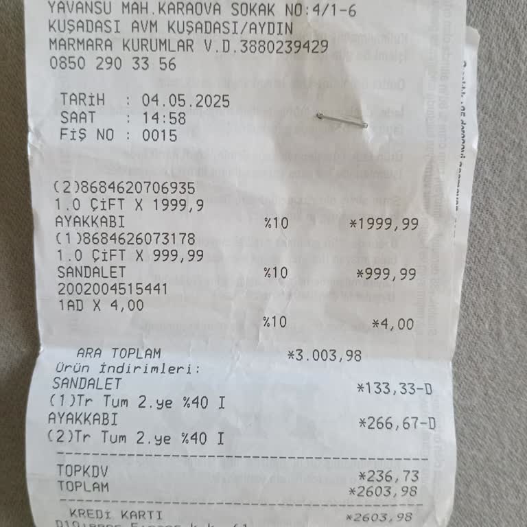 Ayakkabının Teki Büyük Çıktı, Mağaza Sorunu Kabul Etmiyor