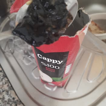 Cappy Elma Suyu İçinden Çıkan Küf Ve Bakteri Çocuk Sağlığını Tehdit Etti