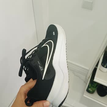 Ayakkabı Garanti Süresi Hakkında Yanıltıcı Bilgilendirme Ve İlgisiz Mağaza Personeli