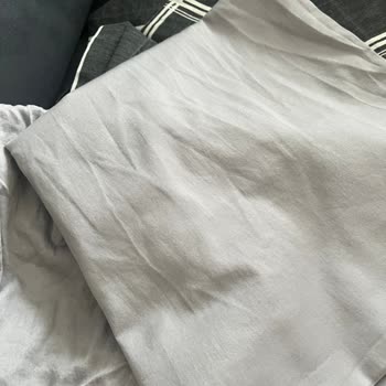 Yastık Kılıflarında Renk Atması Ve Yetersiz Müşteri Hizmeti