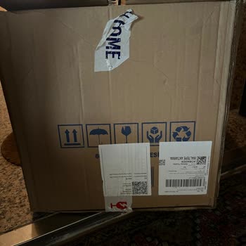 Sürat Kargo Hasarlı Kargoyu İzinsiz İade Etti Çözüm Sunmadı