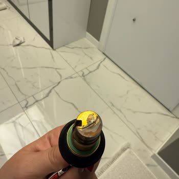 Aldığım Yeni Ütü Paslı Ve Sorunlu Çıktı Mağduriyetim Giderilmiyor