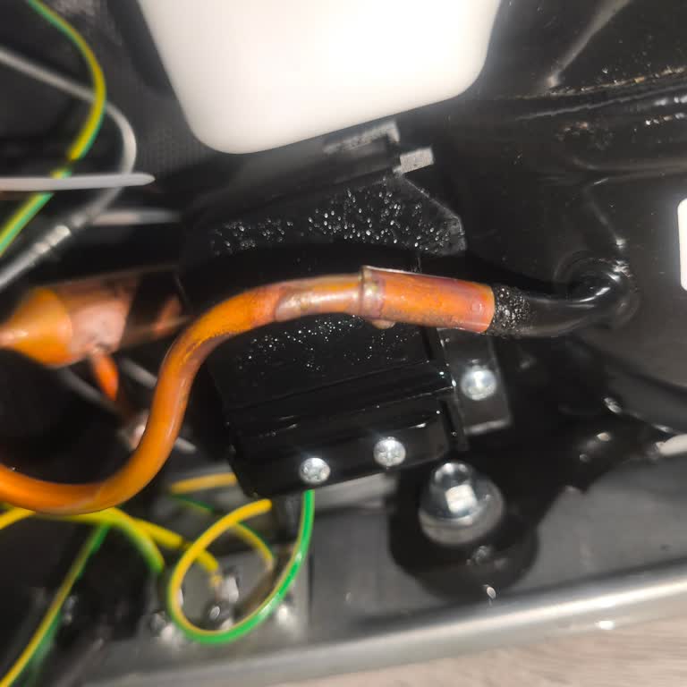 Arızalı Buzdolabına Çözüm Sunulmuyor, Mağdur Ediliyorum