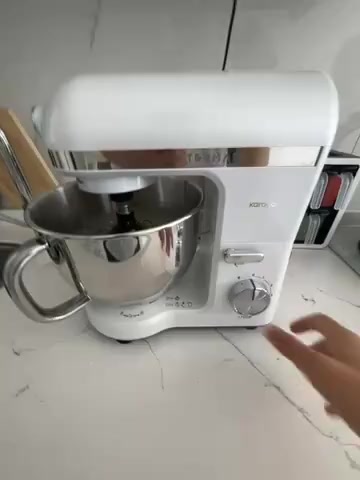 Mastermaid 1750W Teigmaschine auf Stufe 3 lauten Lärm und üblen Geruch Videovorschaubild