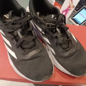 Adidas Çocuk Spor Ayakkabısında Açılma Ve İnceleme Sonucu Hayal Kırıklığı